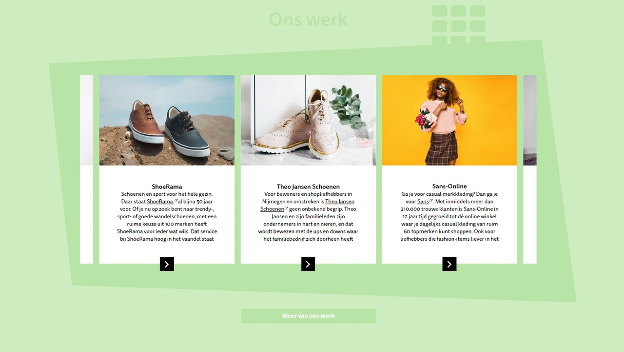 Sectie Ons werk op de Factif-homepagina met drie klantcases op een gekanteld groen vlak.